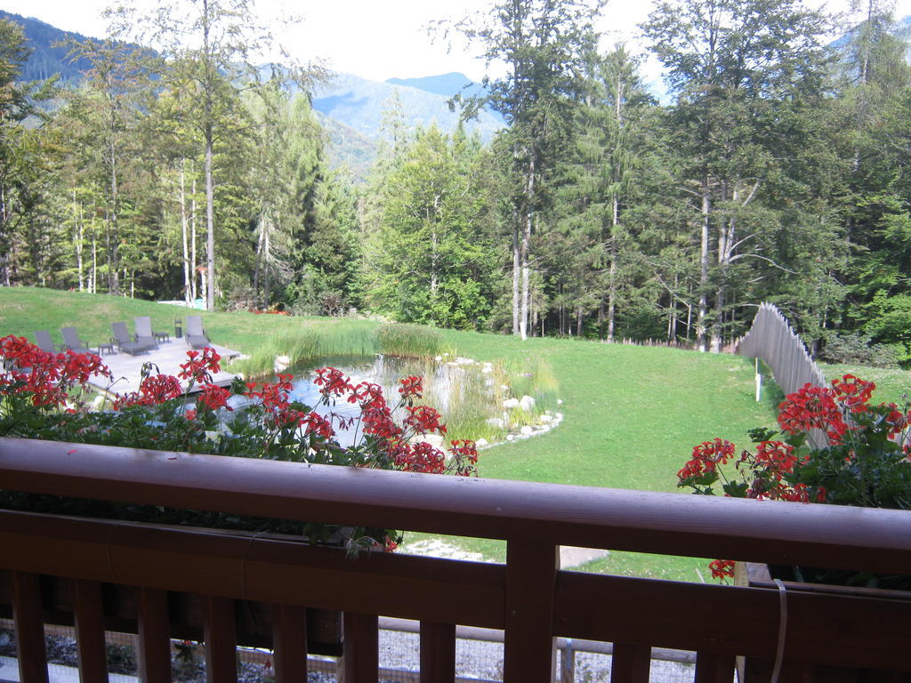 Hotel Chalet Giasenei Sagron Mis Bilik gambar